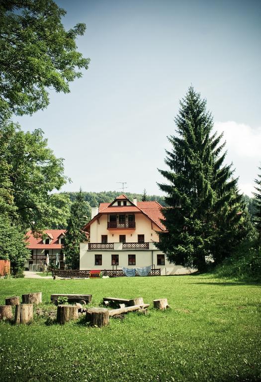 Penzion U Raztoky Otel Rusava Dış mekan fotoğraf